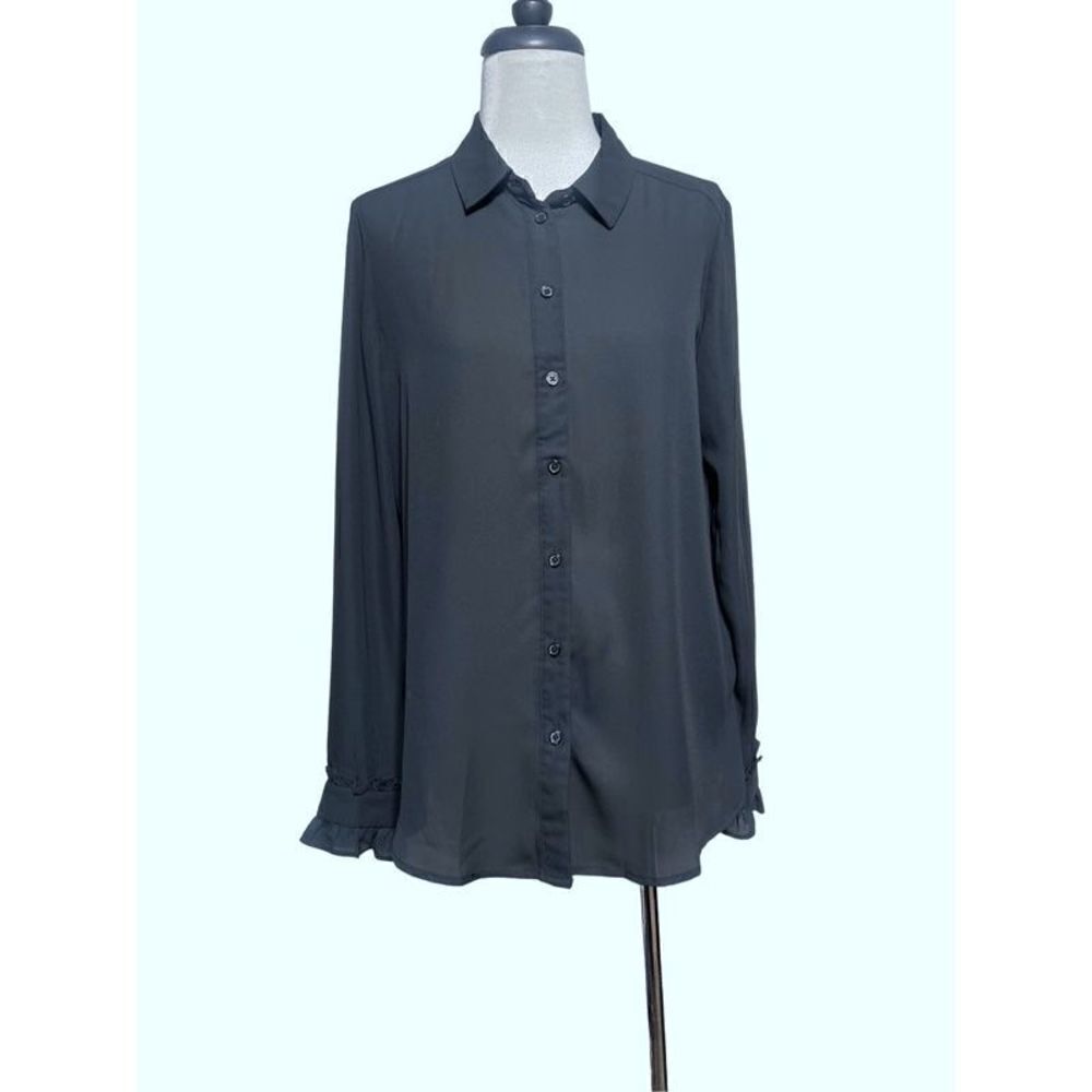 Who What Wear Long Sleeve Black Button Up Blouse Size Medium